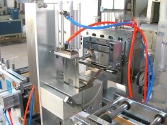 Medical Wet Wipes Folding Packing Machine Single Pack Low Operation, Ce Alcohol Wet Wipes Packing Machine