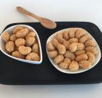 OEM Crispy Sesame Coated Roasted Cashews Snacks No Food Color Healthy Crunchy