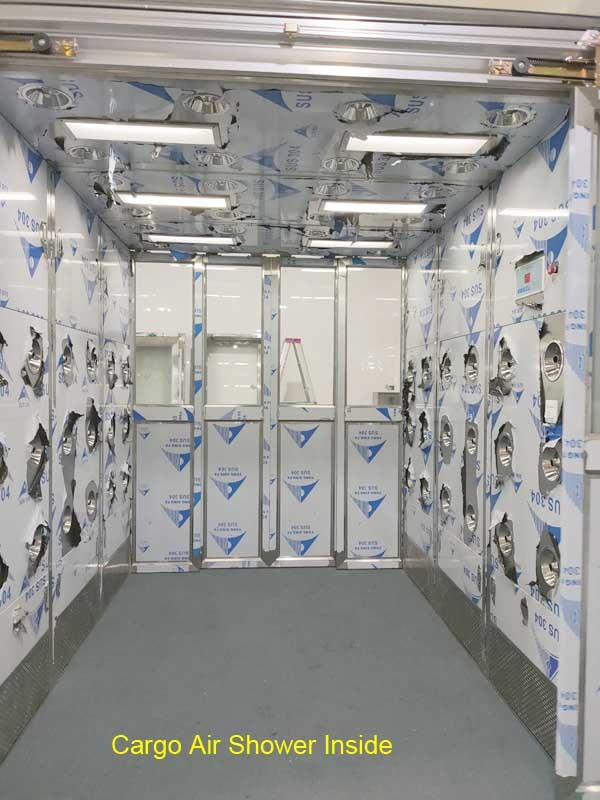 Passing Materials And Goods Cargo Air Shower Tunnel With 4 Leaf Auto Sliding Doors