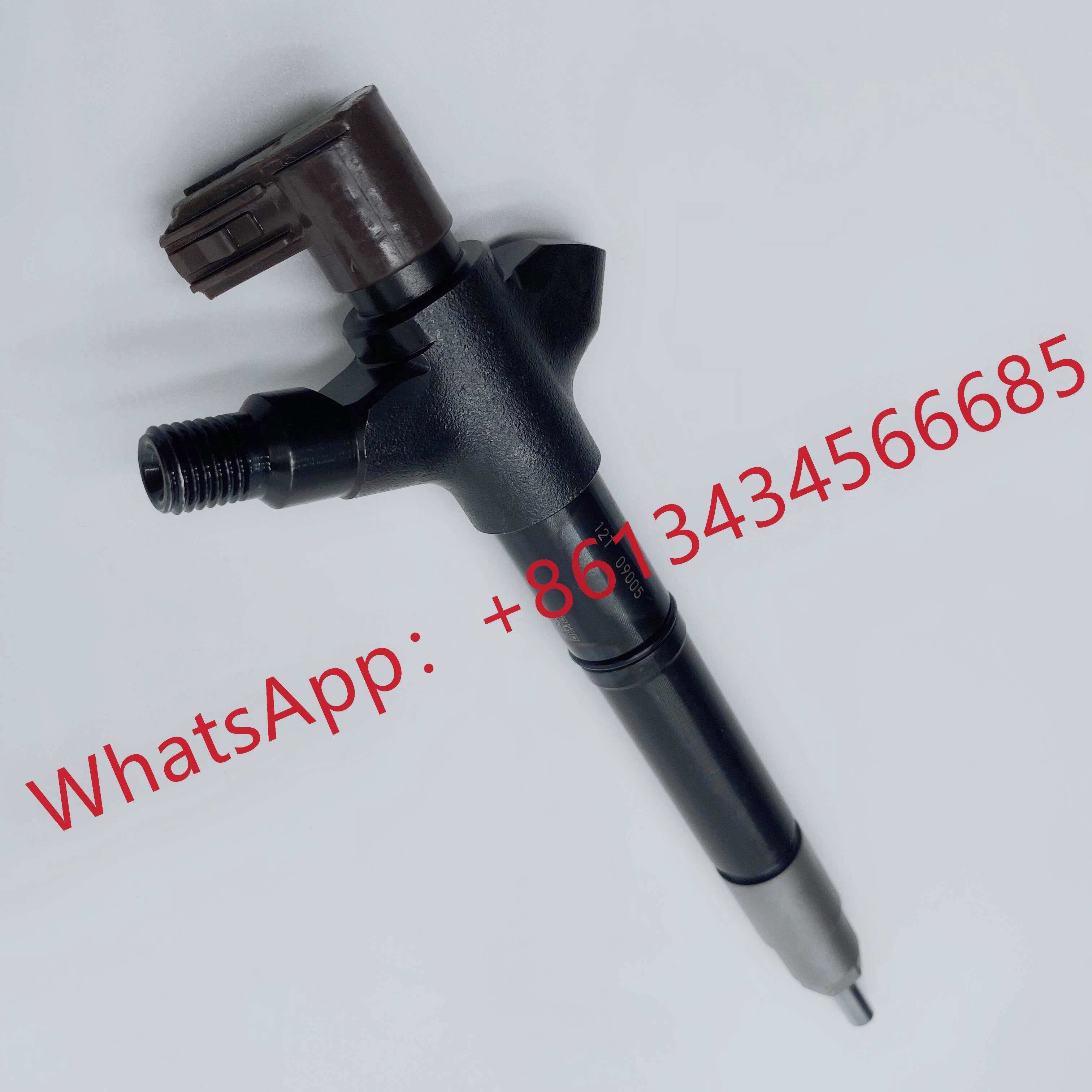 23670-26060 Diesel Common Rail Fuel Injector For TOYOTA AVENSIS RAV4 2AD-FTV