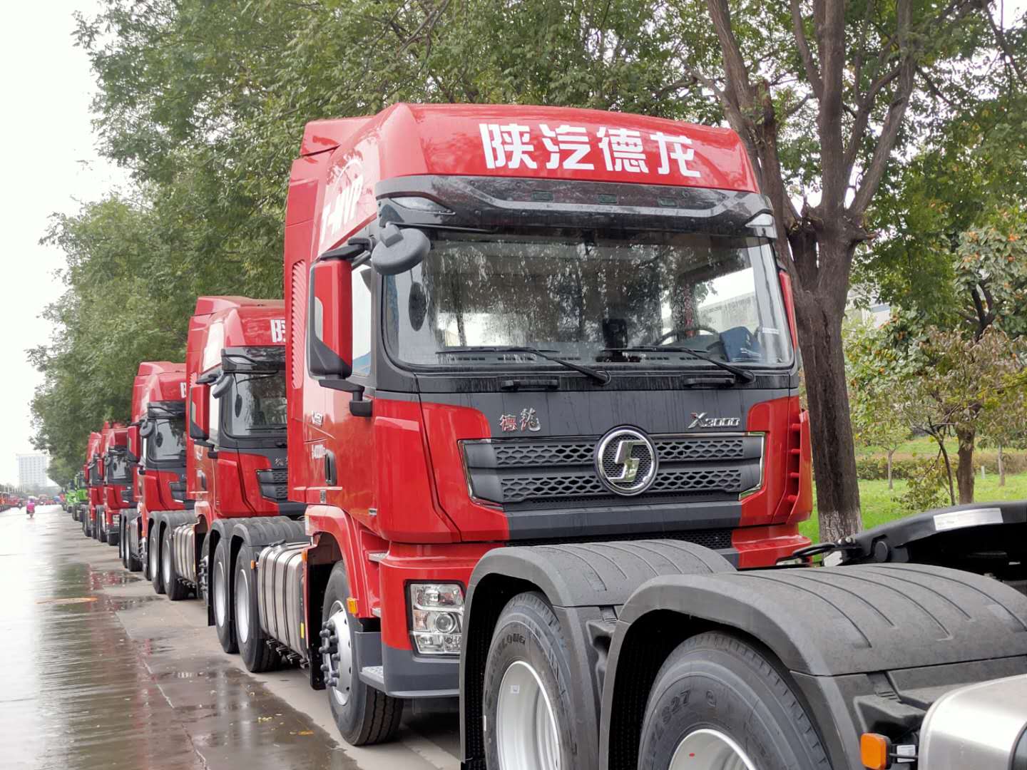 SHACMAN F2000 F3000 H3000 X3000 Tractor Trailer Towing Truck Head 40 60 80 100 Ton