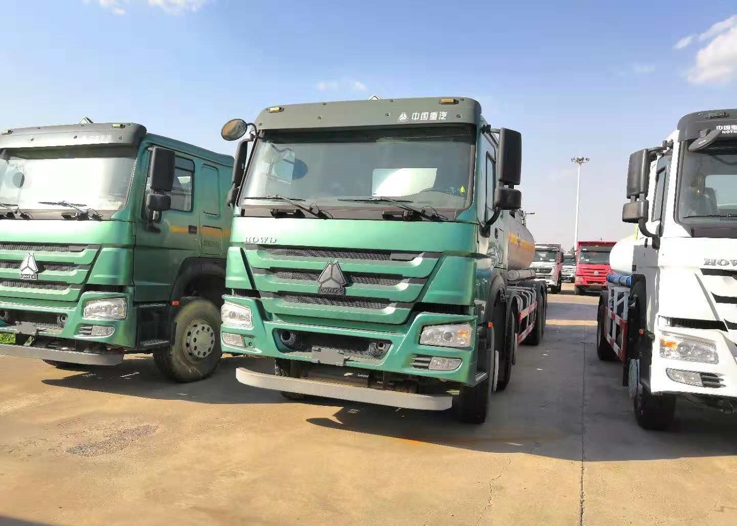 6 * 4 371hp Fuel Tank Truck 21cbm For Hazardous Chemicals Transportation