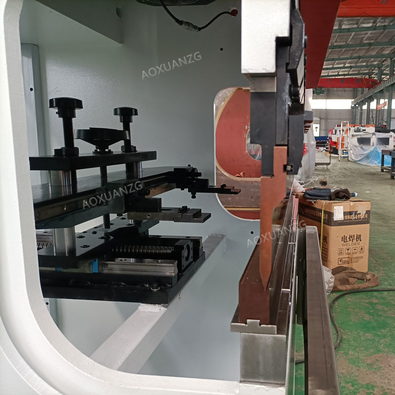 Mini Press Brake 6T Electric Bending 350mm Width