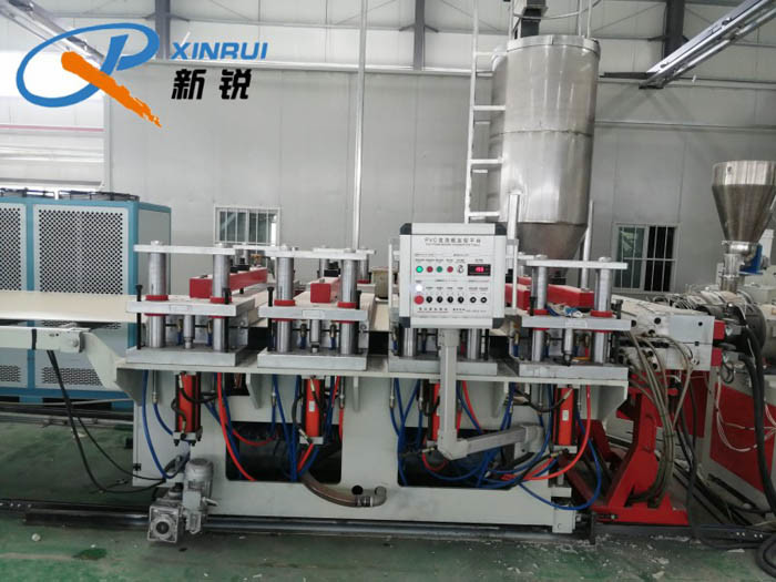1220mm 30mm PVC Plastic Wpc Foam Board Making Machine