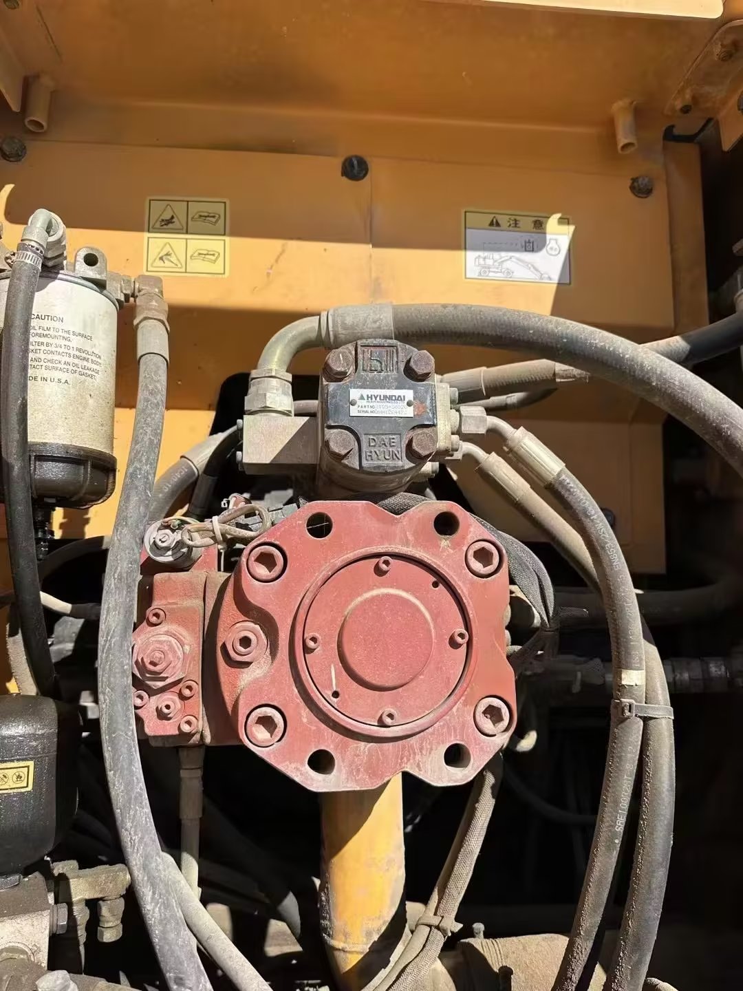 Hyundai Origin Machine Wheel Excavator Used 150W-9 Excavators for Sell