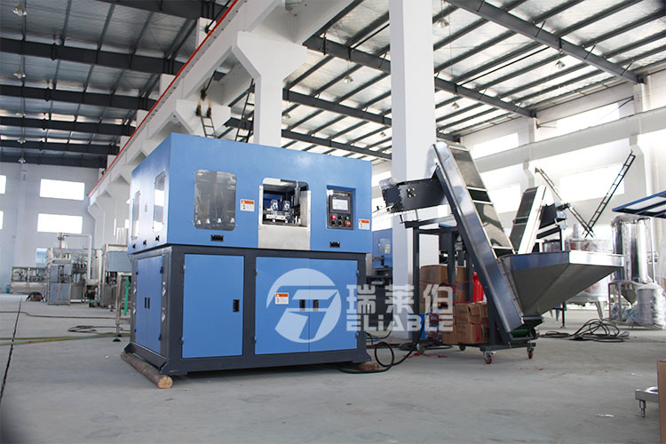 High Safeties Fully Automatic PET Bottle Blowing Machine CE Approved