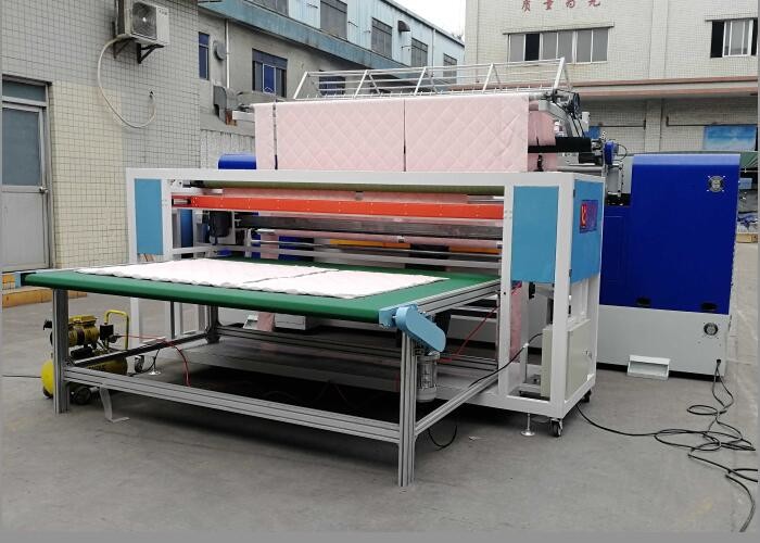 320CM PLC Control Fabric Cutting Machine With Conveying Platform