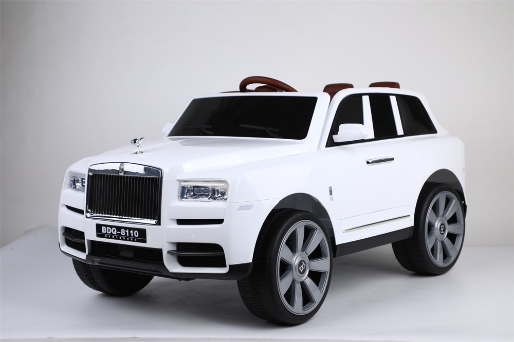 Supply Four-Wheeled Ride On Car for Kids Suitable Age 3-8 Year Olds Optional Painting