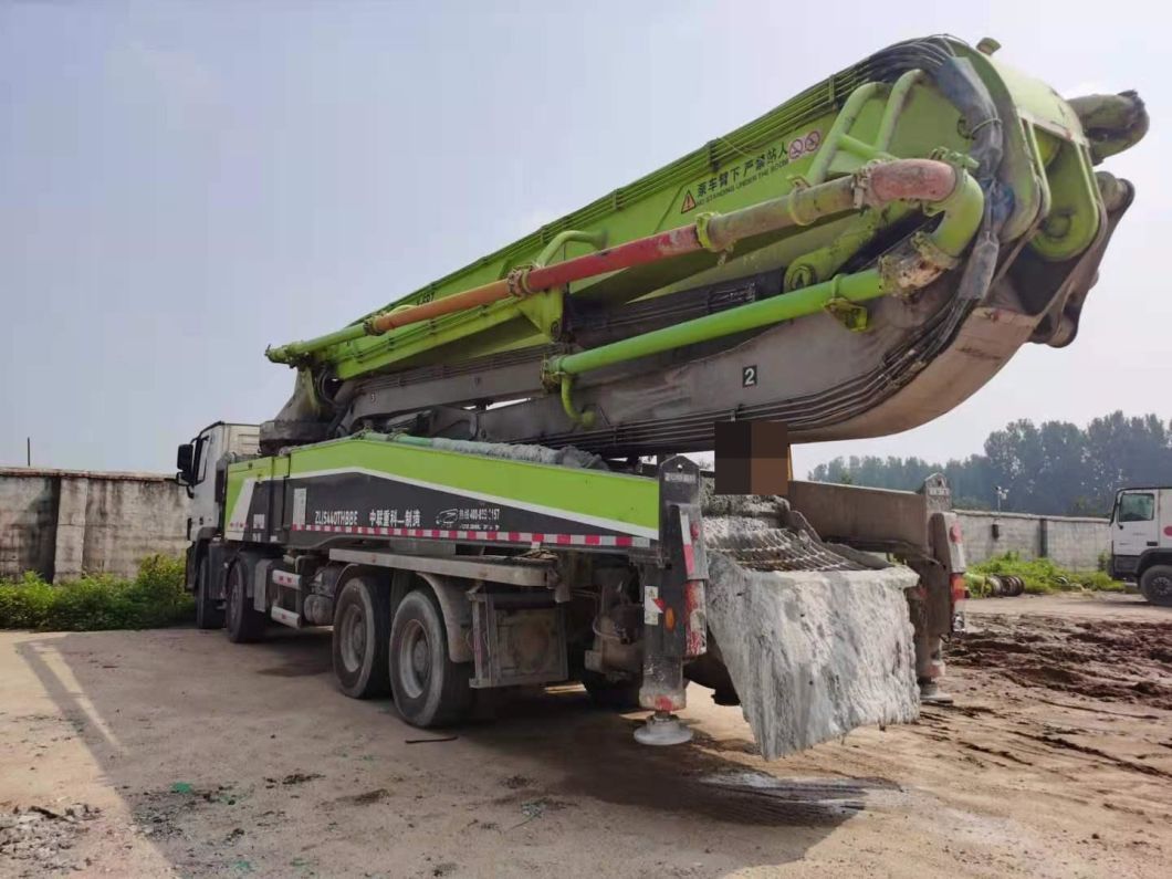 Concrete Bathching Plant Zoomlion 52 Meter Concrete Pump Truck