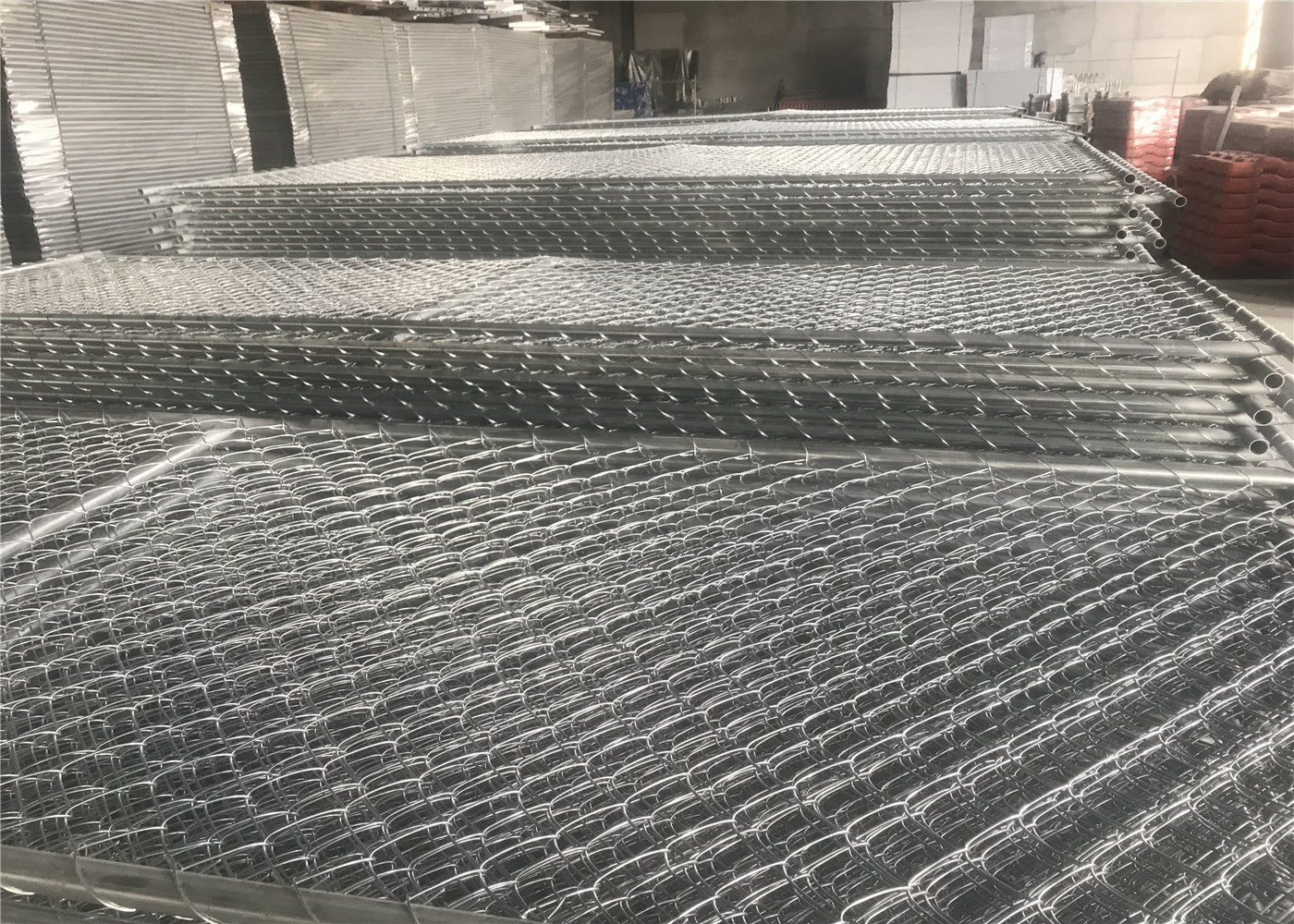 6'X14' /1830mm*4260mm Outer Tube 32mm and cross Brace OD 25mm tubing Mesh aperture 57mmx57mm