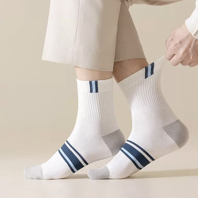 Striped Custom Men Socks Contrast Color Cotton Casual Socks