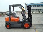 LPG 2.5 Ton Four Wheel Gasoline LPG Forklift 18km / H Travel Speed CE Certificat