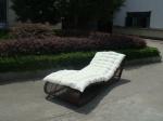 Outdoor Garden Rattan Sun Lounger , Comfortable Lounge Chair