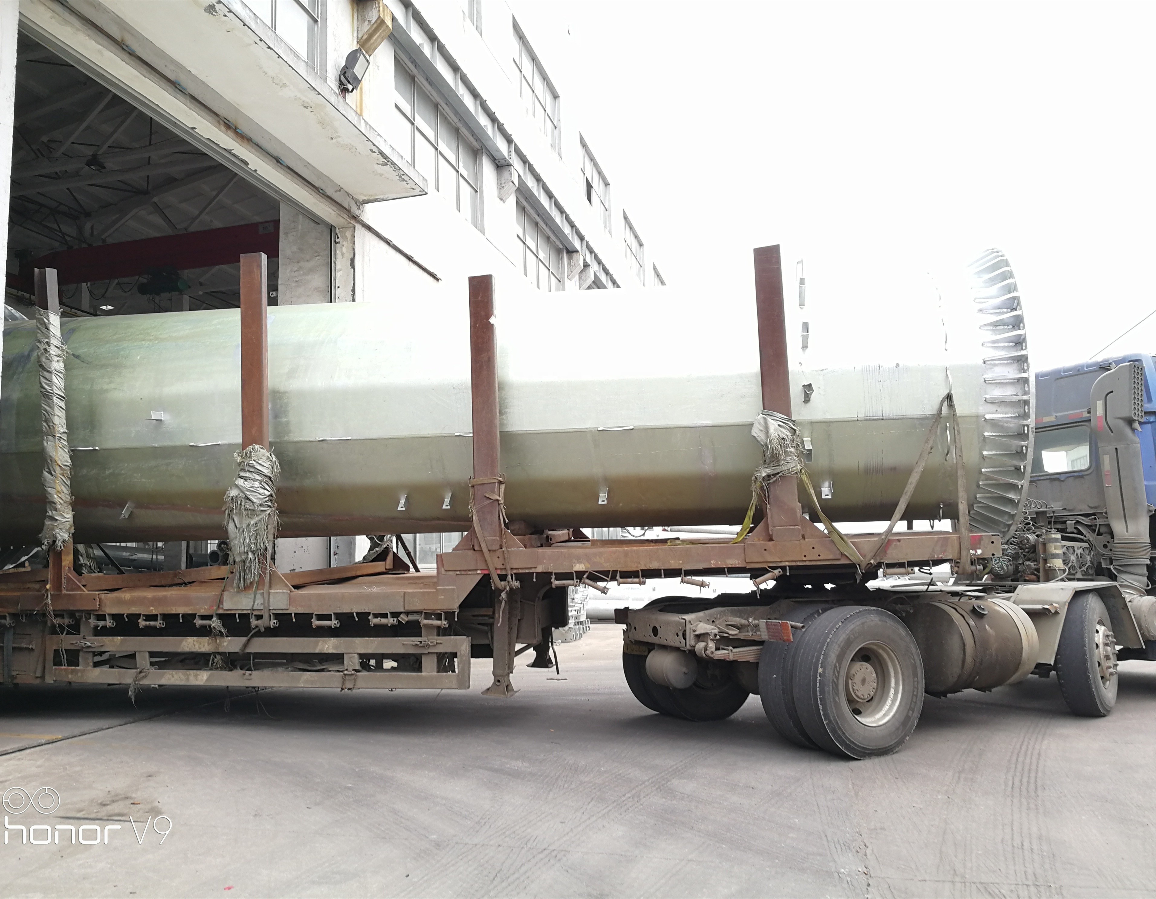 20M-56M ASTM A 633 GRE Material Polygonal Shape Communication Steel Pole