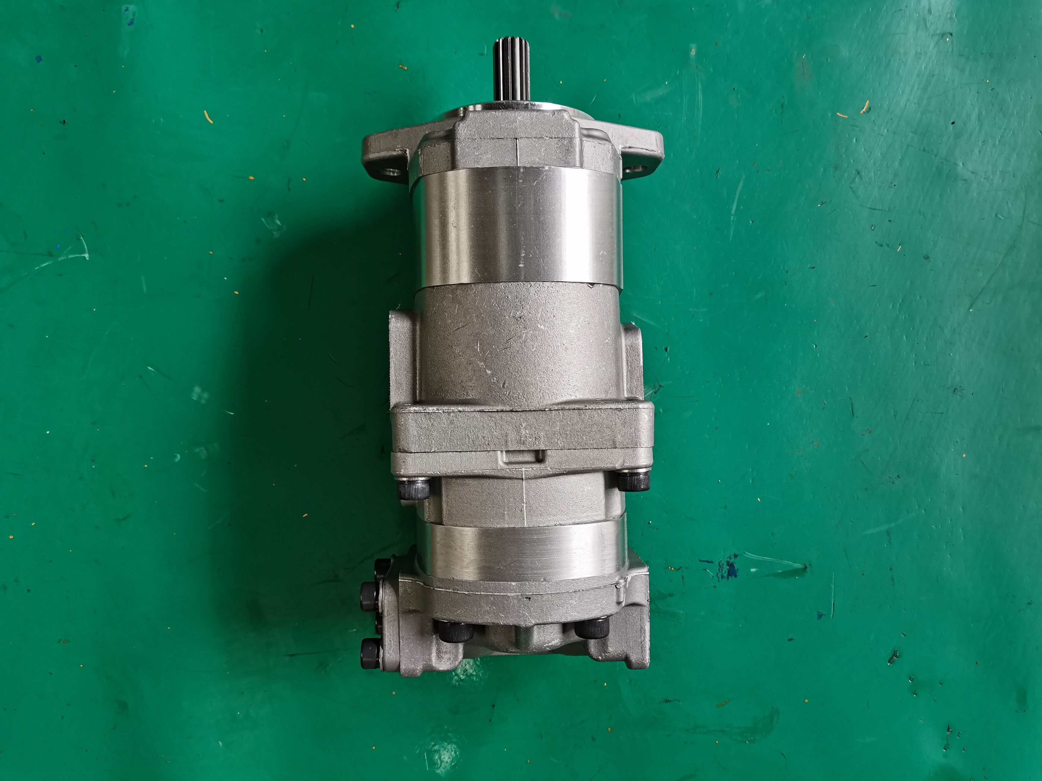 705-52-20100 Komatsu Gear Pump SAR50+16 1+2 WA450 WA470