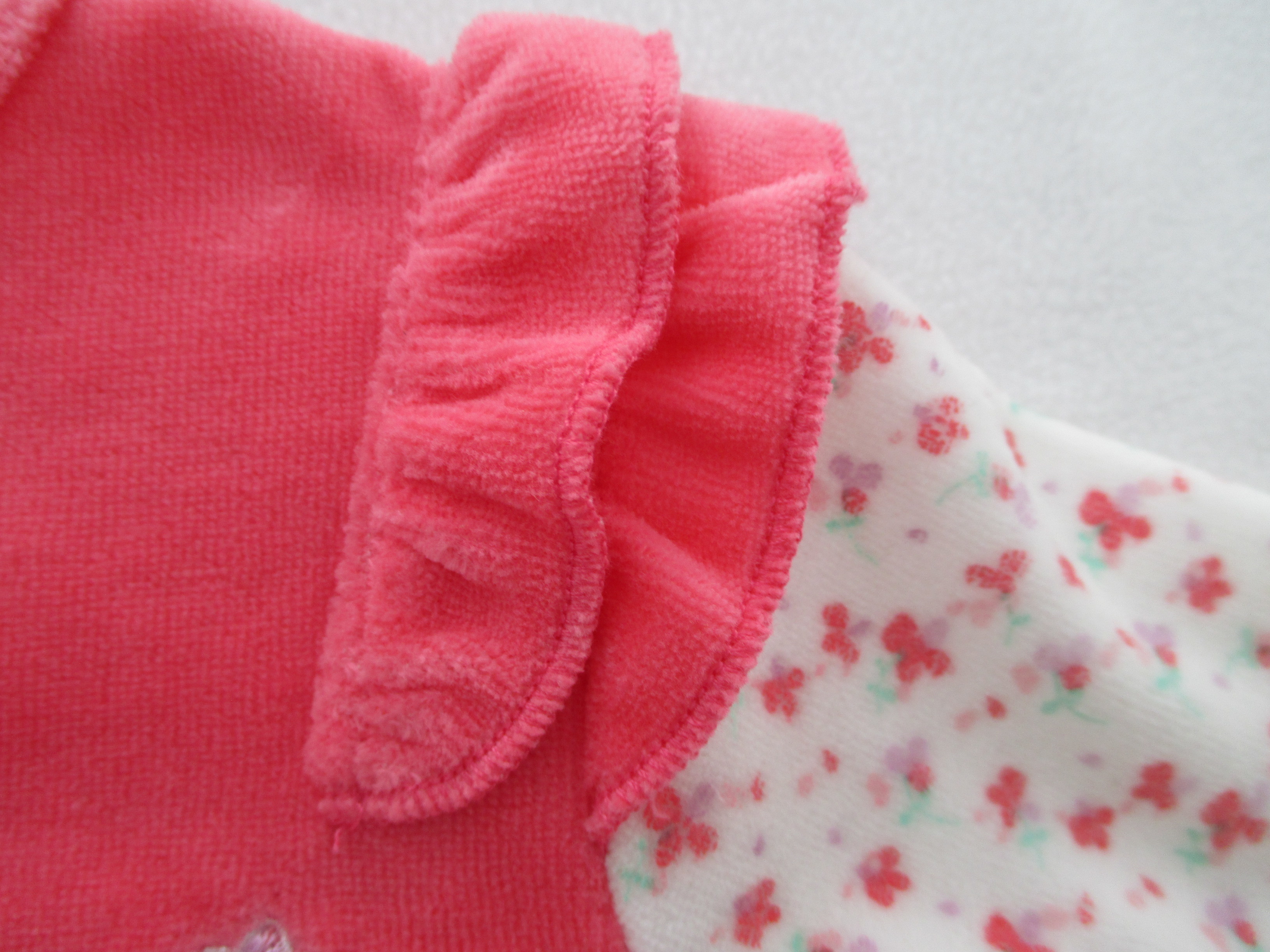 Snap Button 12M 240gsm Baby Velour Romper Frills On Shoulder