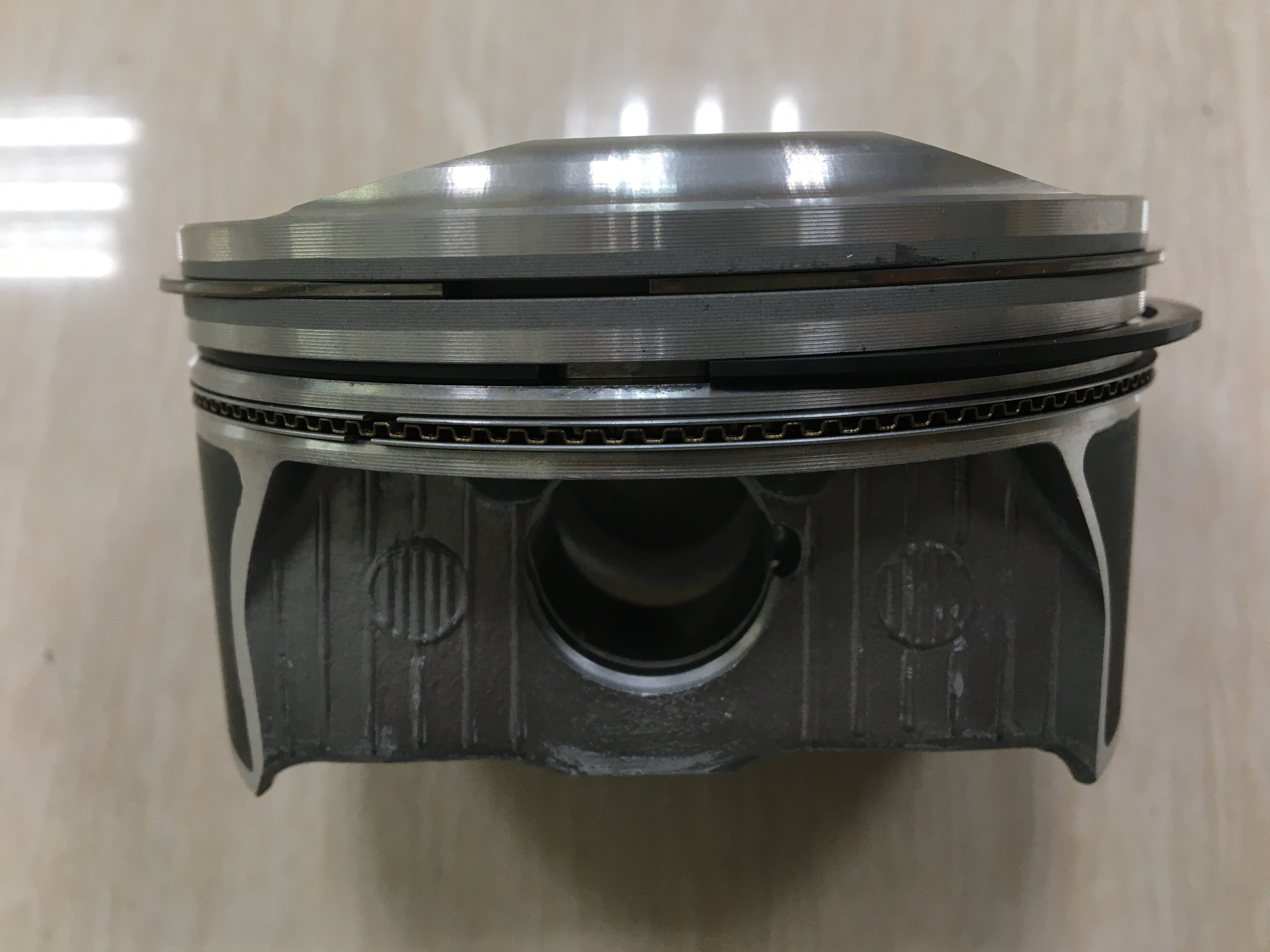 Mercedes-Benz Pistons Sets OEM 2760305217