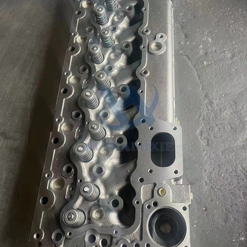 Construction Machinery Parts 7N8876 8N6796 7C-4006 Cylinder Head for 3306 Engine