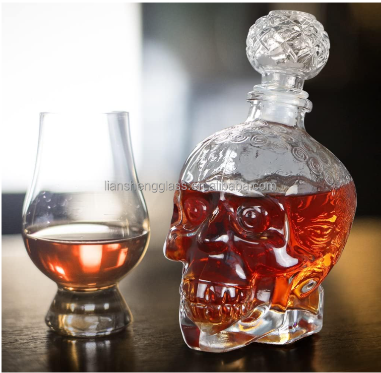 Body Material Glass Liquor Bottle with Acceptable Customer's Logo on Recycled Glass Bottle