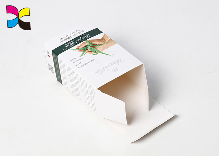 Folding Custom Packaging Boxes Magnetic Closure Cardboard Die Cut Gluing Finishing