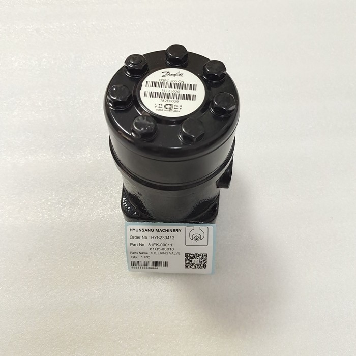 Excavator Parts Steering Valve 81EK-00011 81EK-00010 For R140W7A R170W7A R180W9S