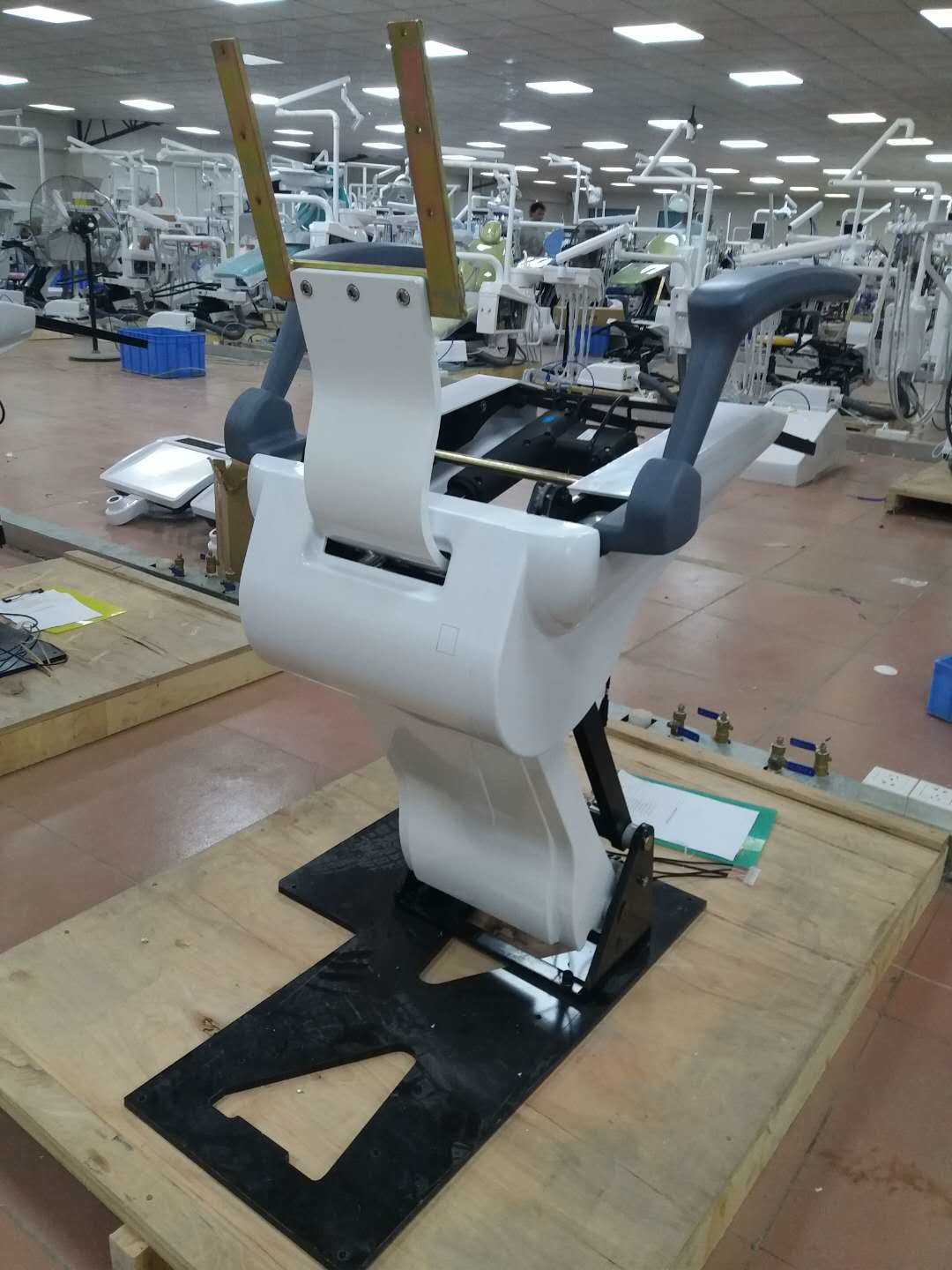 CX-2305(18) comfortable ergonomic principles Dental Chair Unit for Clinic