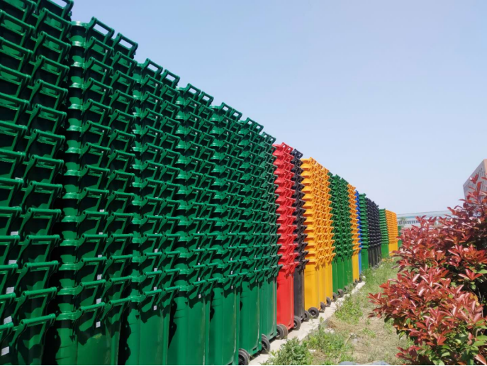 240L Trash Cans With Wheels Recycling And Sanitation Trash Bin 240 Liters