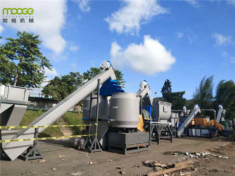 HDPE Plastic Film Recycling Line Agricultural 3000kg/H PE Granulator