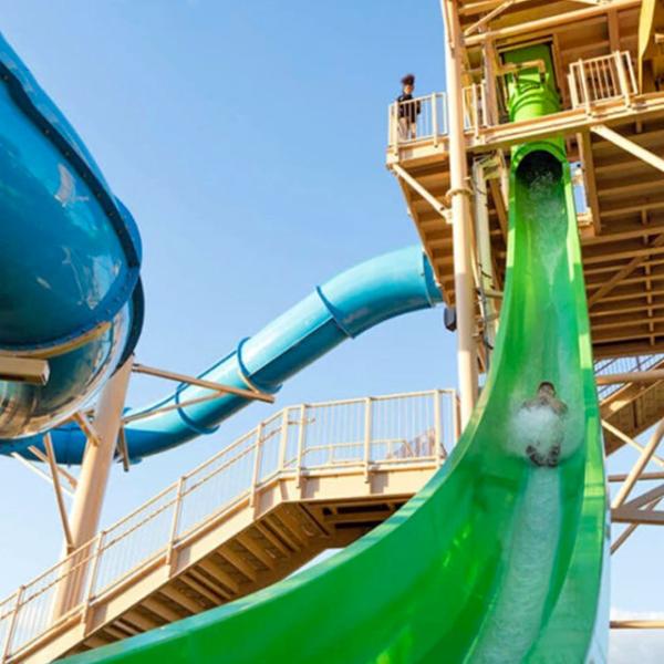 Summer Water Park Attraction Big Water Play Equipment Customizable Speed Water