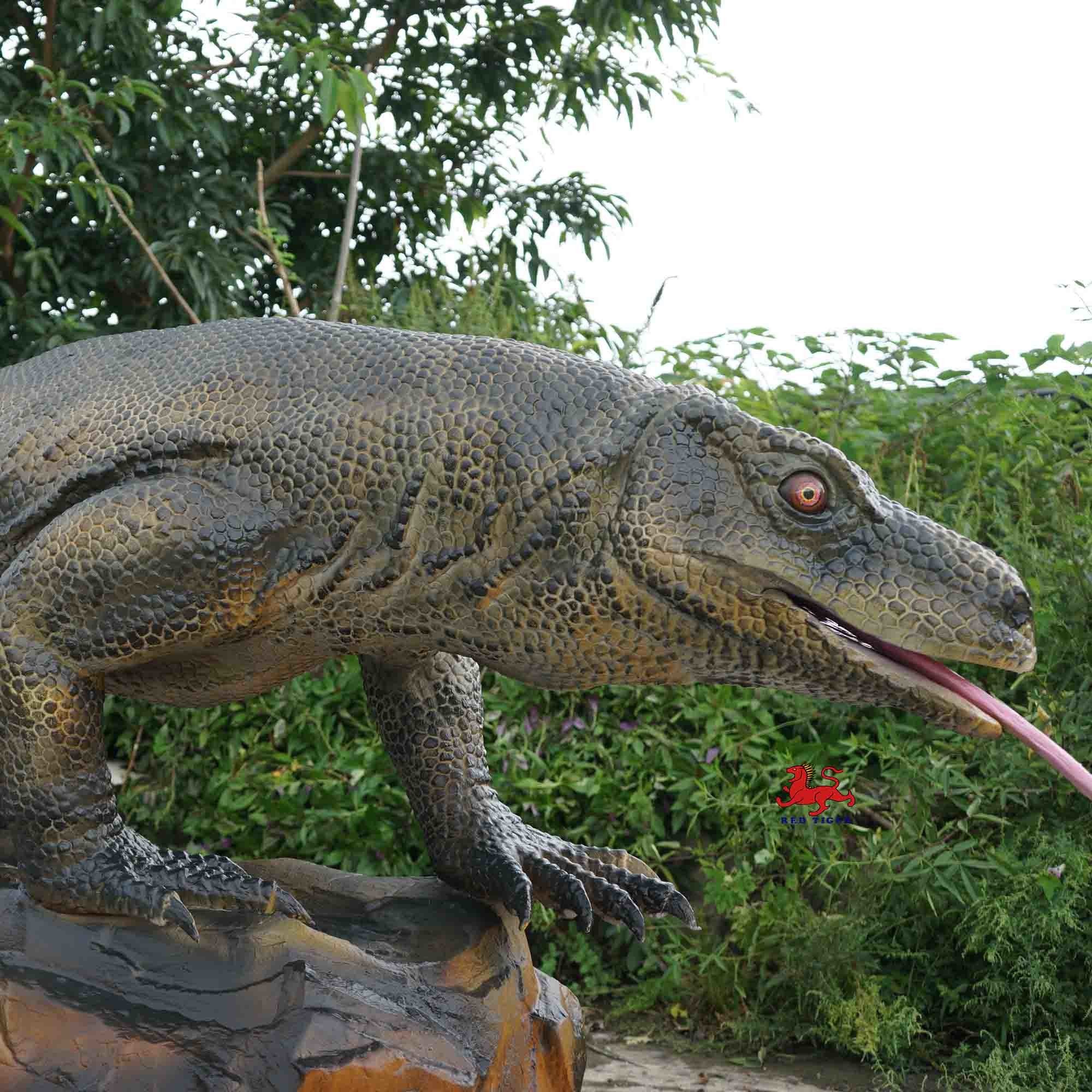 Snowproof 4m Realistic Animatronic Animals Komodo Dragon Model