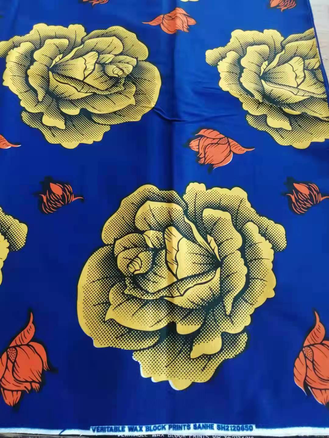 135gsm Real Wax Fabric African Wax Prints Water Resistant and for Fashionable Apparel