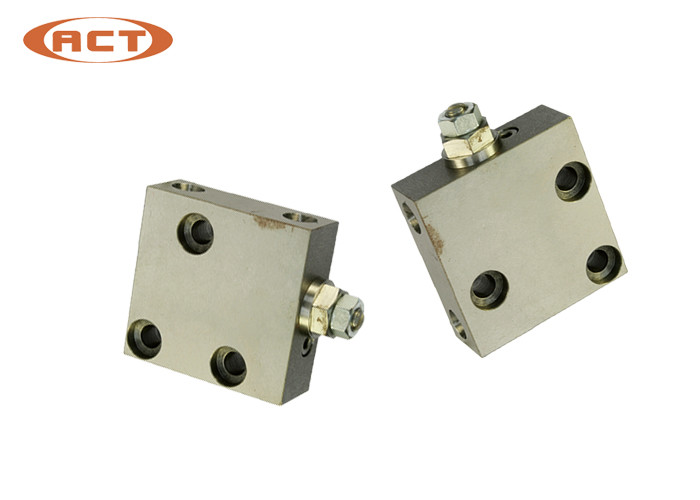 Hydraulic Pressure Relief Valve Excavator Spare Parts 723-40-71102 For PC200-7