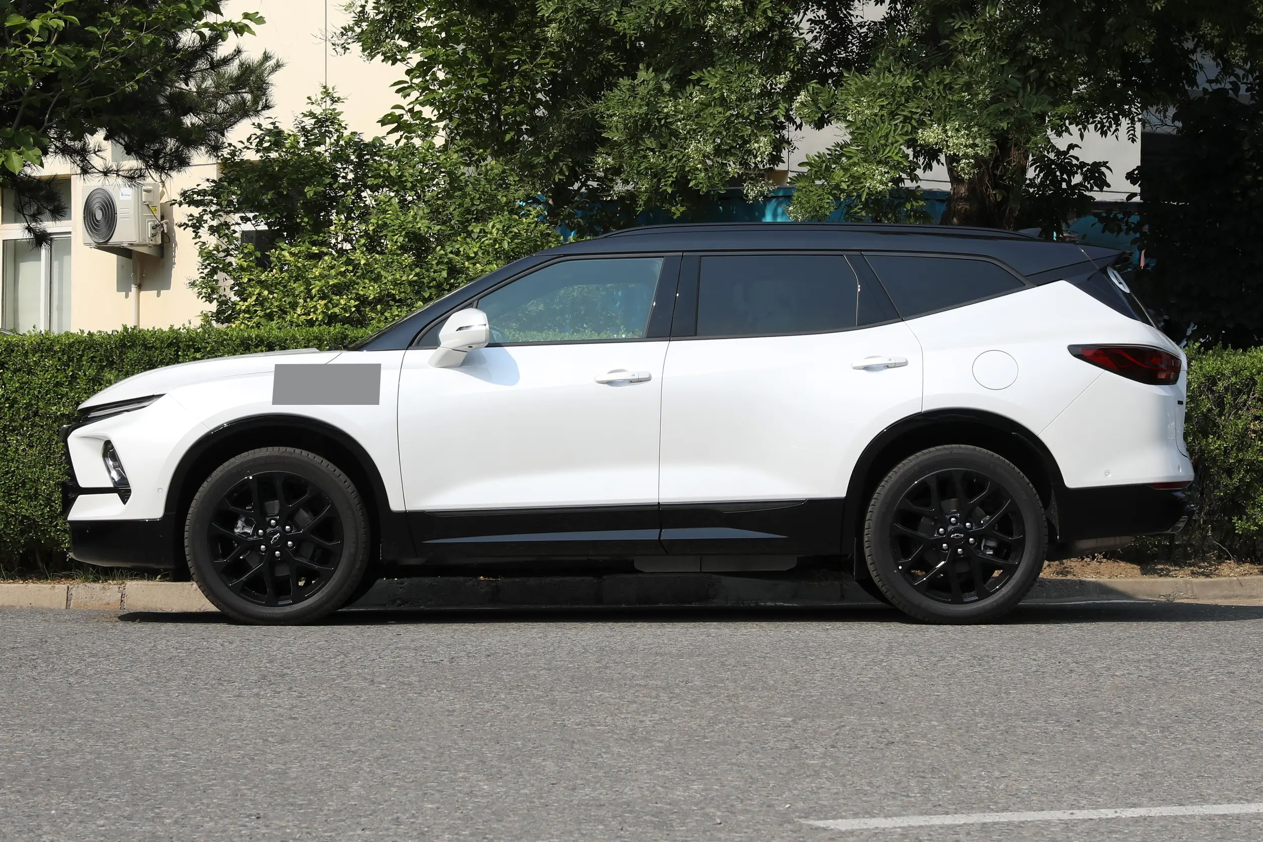 Chevrolet Blazer Midsize and Large SUV High Speed Electric Driver's Seat Adjustment 80-120L Fuel Tank Capacity Used Car
