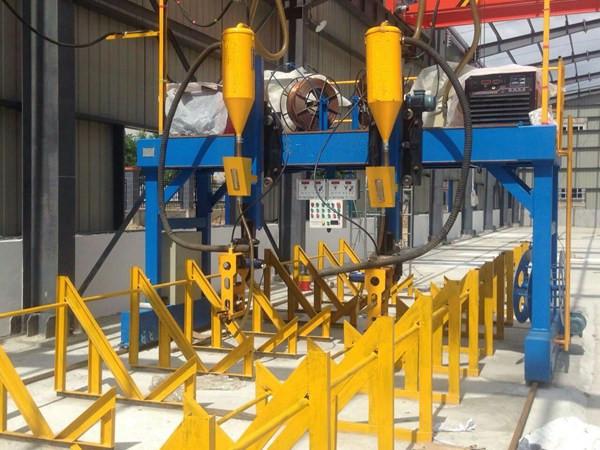 Double Cantilever Submerged Arc Welding Machine Automatic For Box Beam