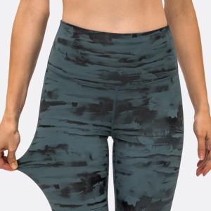 Quality Ink Dye Patterned Yoga Leggings Pro Skin High Stretch Breathable Gym Pants wholesale