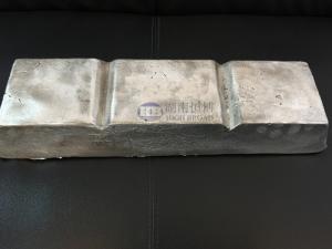 Quality MgCa25% Refine grain Magnesium calcium MgCa alloy master alloy Used in Orthopedic Implants , aircrafts , mg die castings wholesale