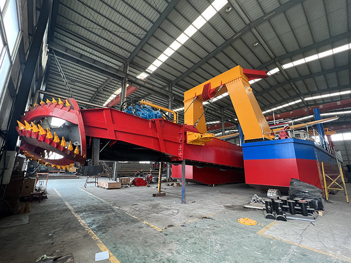 Customized Steel Dredging Vessel With Hydraulic Control Centrifugal Pump