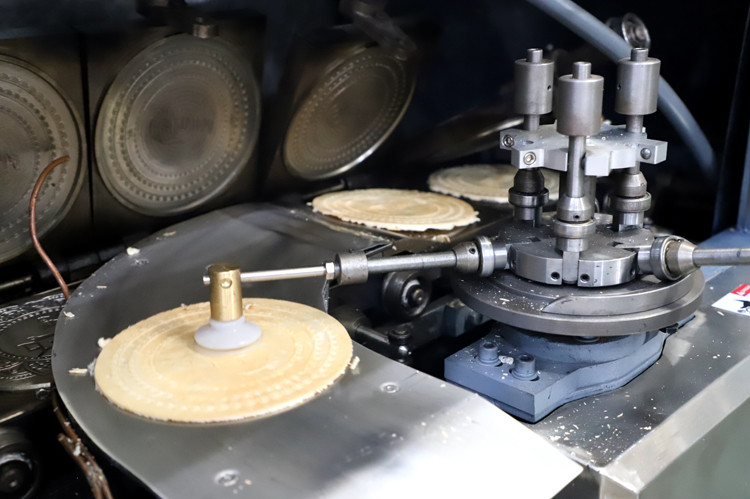 Stainless Steel ISO9001 220V Crispy Cone Production Line
