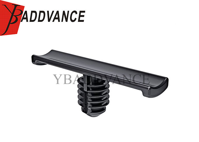 HellermannTyton Snap-on Clip Threaded Head Fir Tree Type 151-00942 TC4FT6LG151-00215
