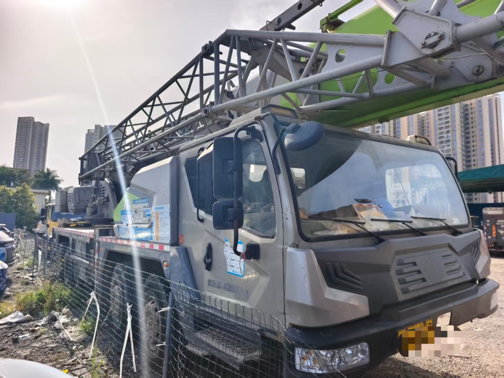 Mobile Truck Crane for Sale ZOOMLION 50 Tons ZTC500V Direct Source Max Working Height 45 Meters