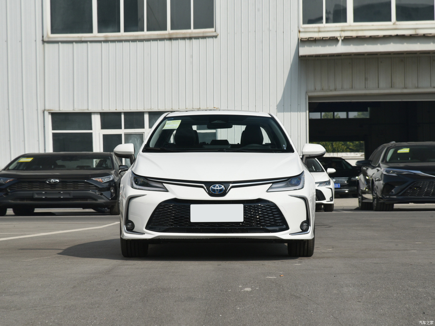 2024 Toyota Corolla Cross Frontlander Cheap Price TOYOTA SUV 5 Seats Stock Available Fast Delivery
