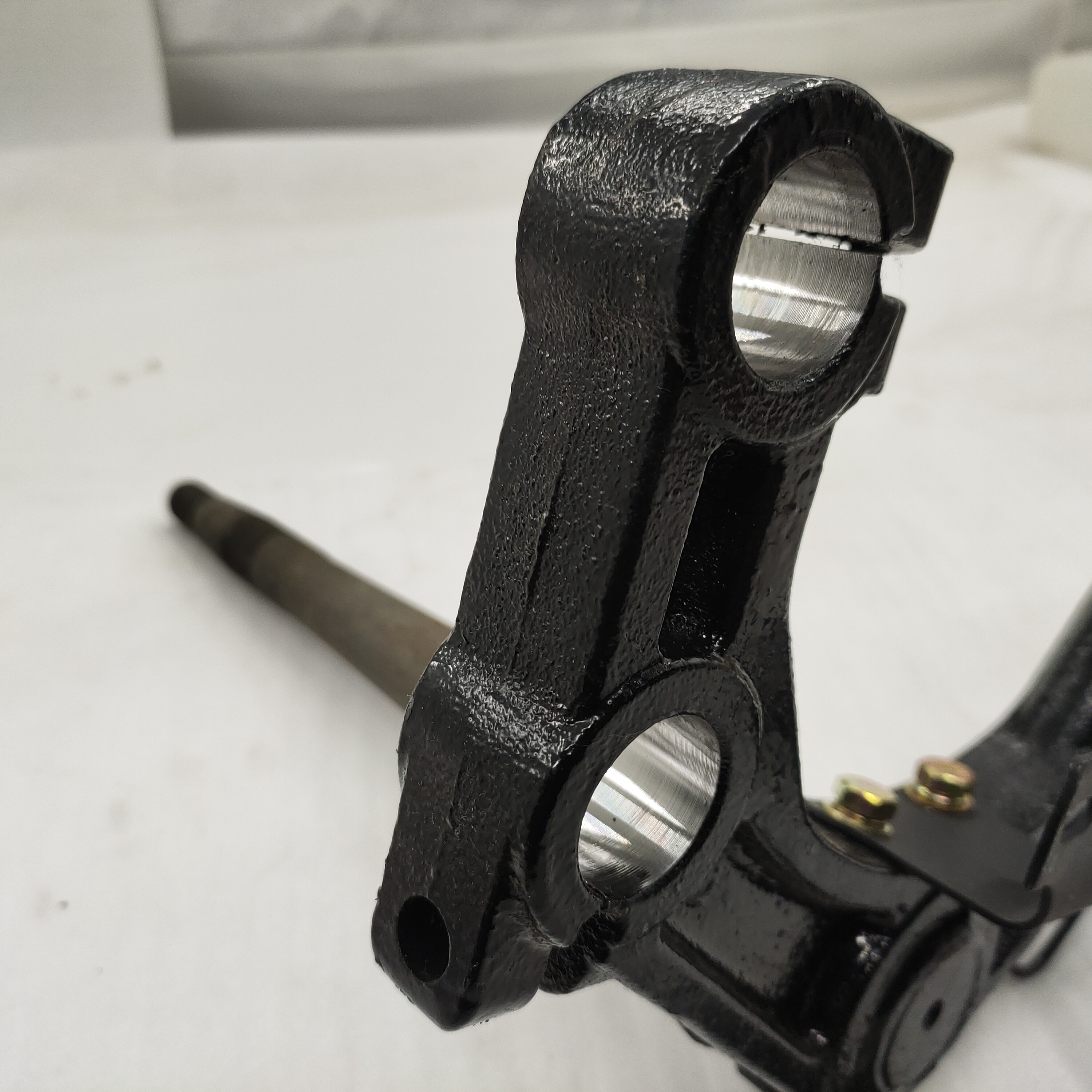 Motorcycle Front Hydraulic Shock Absorber for Lower Connecting Plate at Front Position