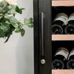 Single Zone Black Wood Drink Cabinet Lockable Kitchen Wine Cooler Furniture