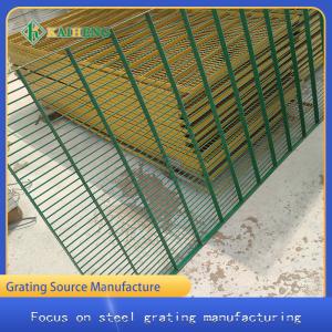Quality Green Plastic Impregnated Metal Grid Floor Catwalk 100x200 wholesale