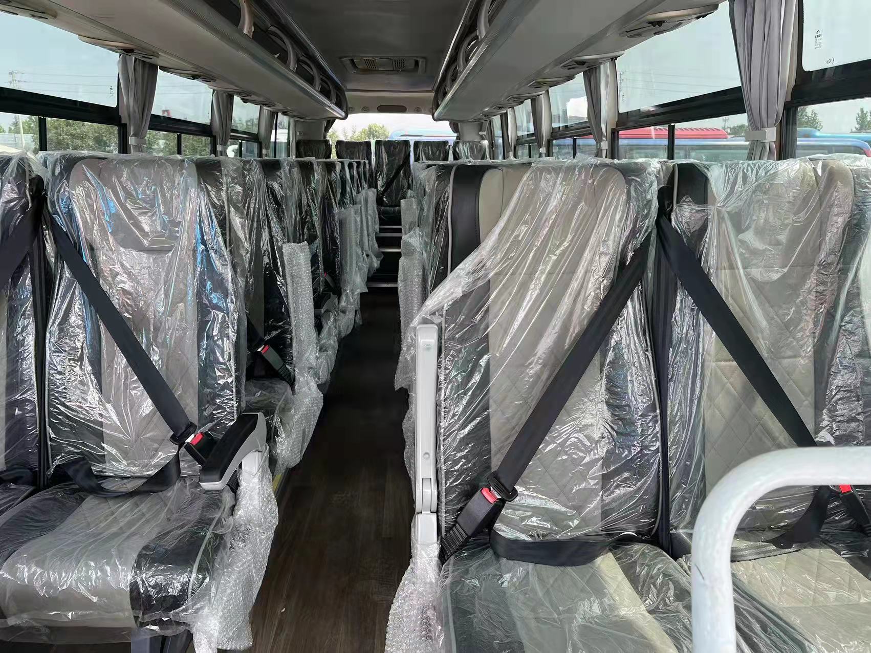 ZK6122HQA9 Manual Version Used Bus 60 Seater Luxury Travel Bus with Diesel Engine