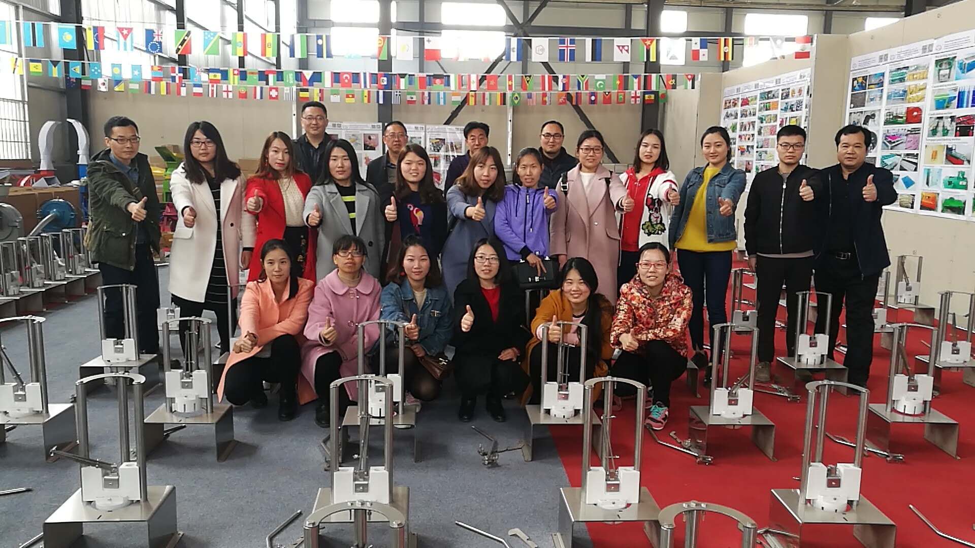 PP Cotton Pearl Polyester Fiber Wool Opener Carding Opening Machine Foam Pillow Filling Machine Cushion Stuffing Machine