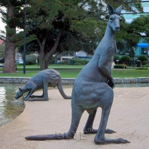 Quality Bronze Kangaroo Sculptures Garden Casting Metal Animal Garden Statue Molds Life Size Australia Outdoor Large wholesale