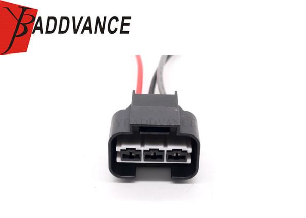 1743271-2 3 Way 3 Pin Female Auto Radiator Cooling Fan Connector Wire Harness