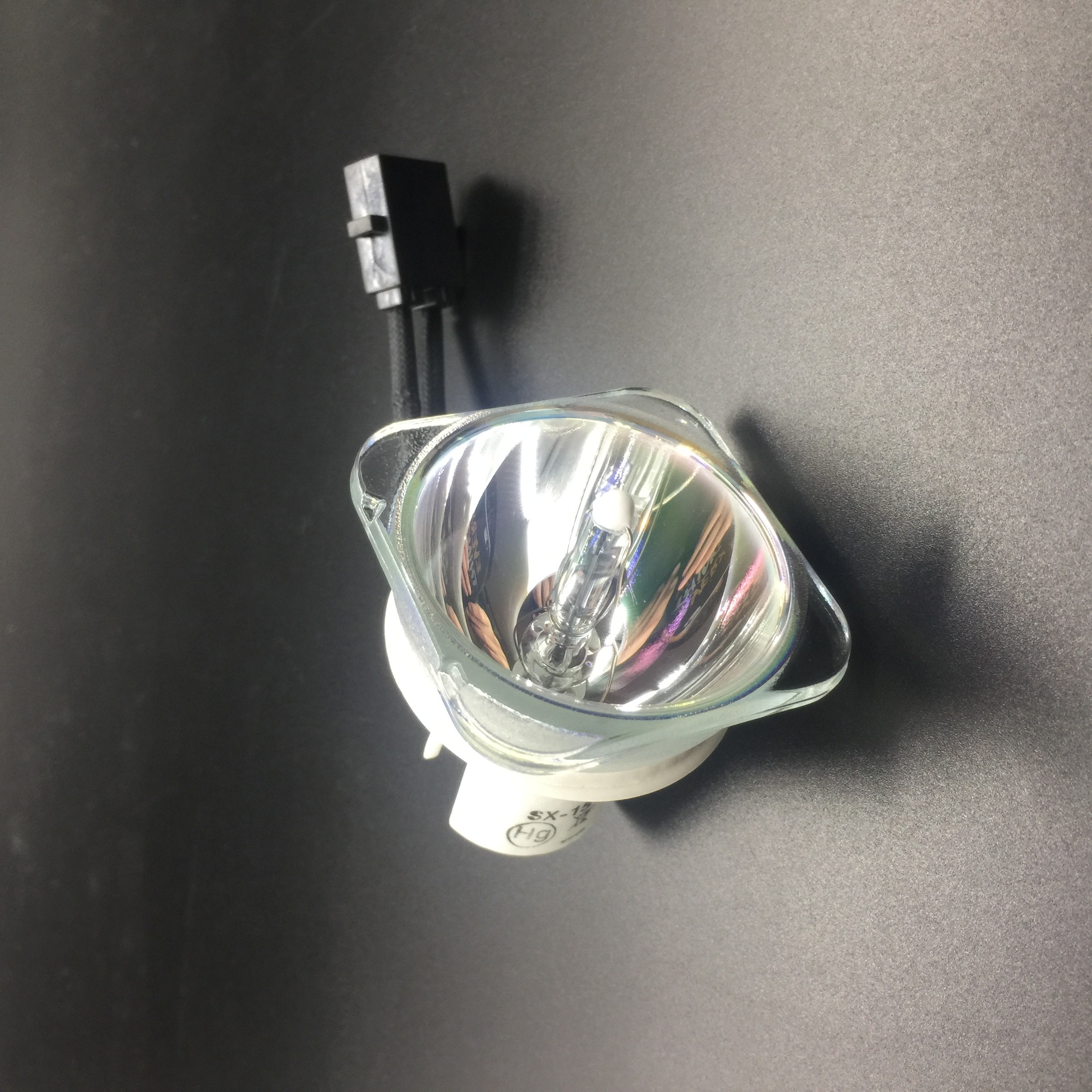 PG LS2000 PG LW2000 PG LX2000 XR SS35XA SHP184 Sharp Projector Bulbs