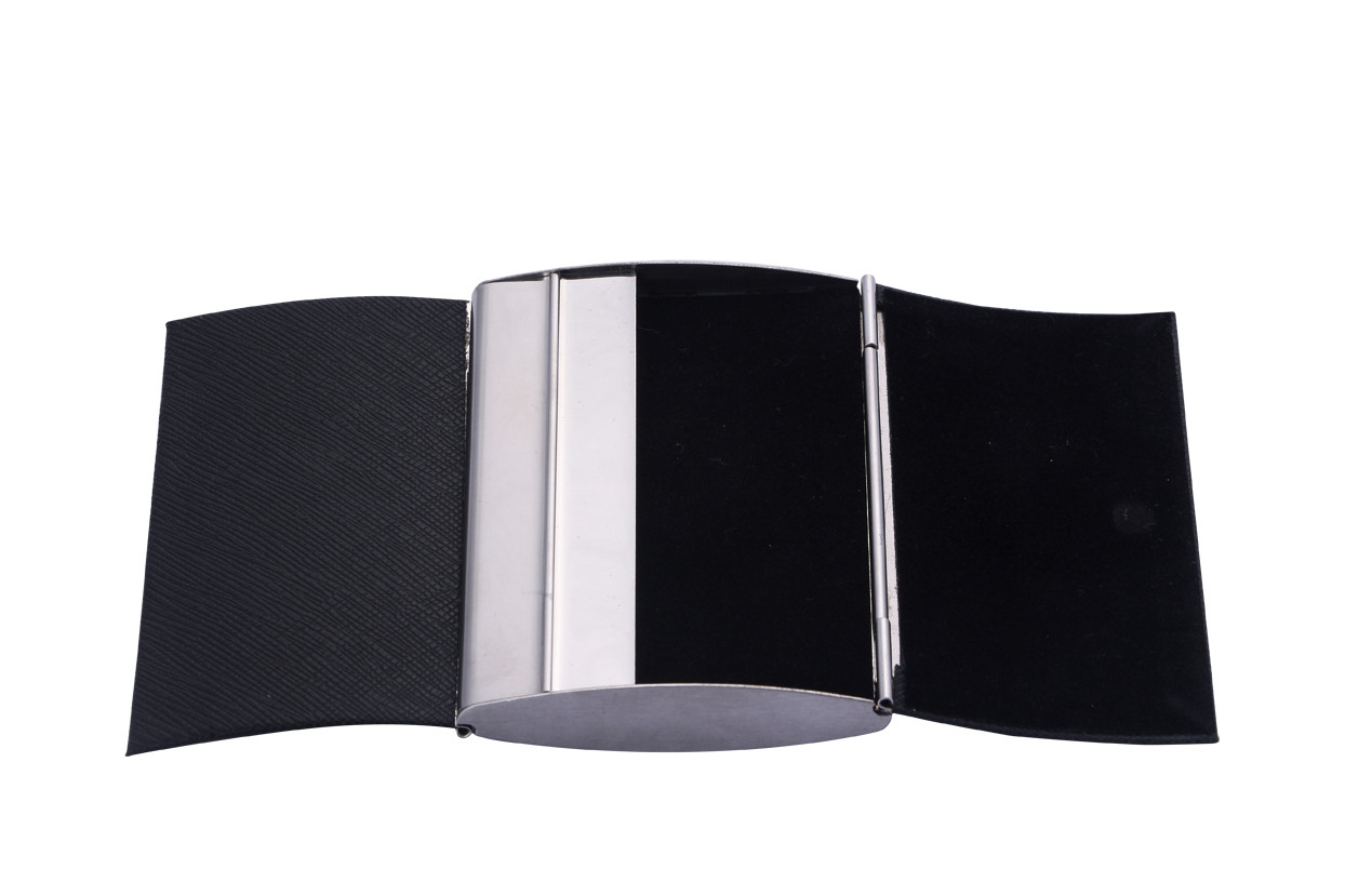 50 Business Card Capacity Snap Closure Name Card Holder Metal / PU For Men And Women